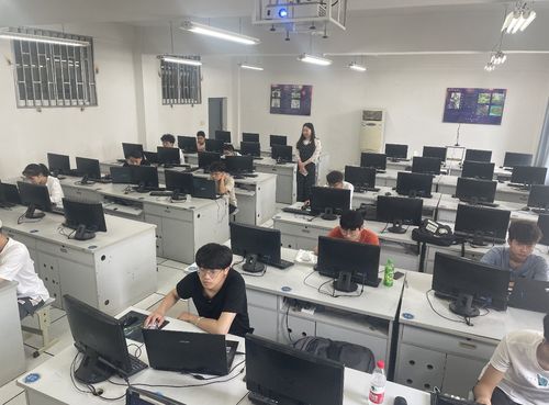 武昌理工學(xué)院學(xué)子在湖北大學(xué)生先進(jìn)成圖技術(shù)與產(chǎn)品信息建模創(chuàng)新大賽中榮獲佳績(jī)